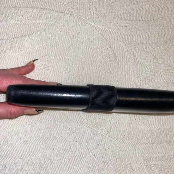 Authentic Vintage Salvatore Ferragamo Wallet - Picture 14 of 15